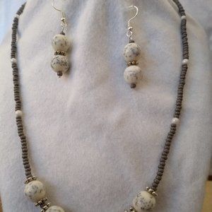 Necklace set